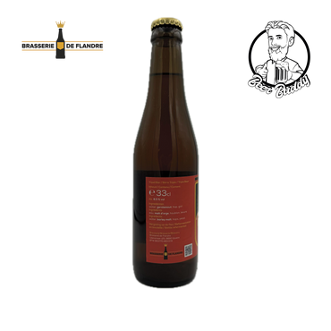 Een bruine glazen fles Ad Vitam Tripel-bier met een beige kroonkurk. Het etiket heeft een rode achtergrond met gouden en zwarte accenten en de tekst "Ad Vitam Tripel." Links is het logo van Brasserie De Flandre zichtbaar. Dit Belgisch bier is gemaakt met behulp van hogegistingstechnieken van Brouwerij Boelens.